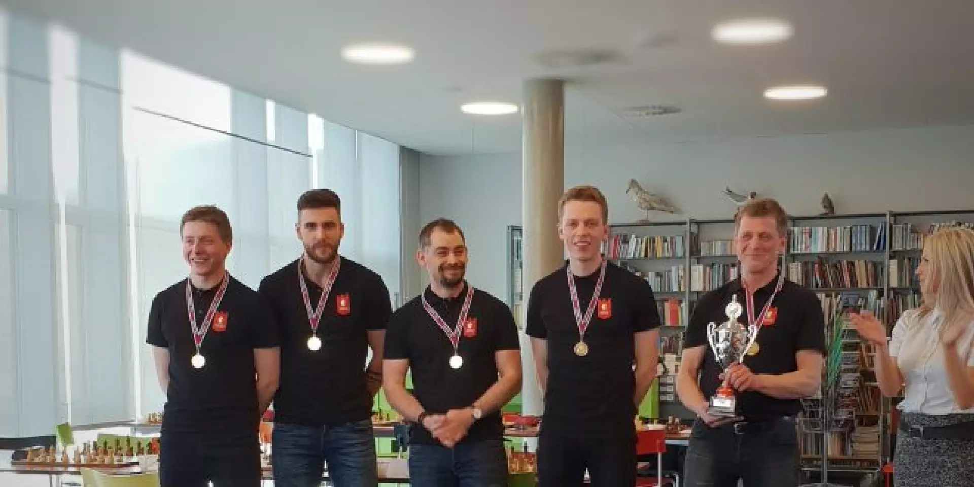 Vinnandi manningin hjá Sandavágs Talvfelag 2019. F.v.: Høgni Egilstoft Nielsen, Silas Eyðsteinsson, Ingi Wiberg, Rógvi Egilstoft og Torkil Nielsen.