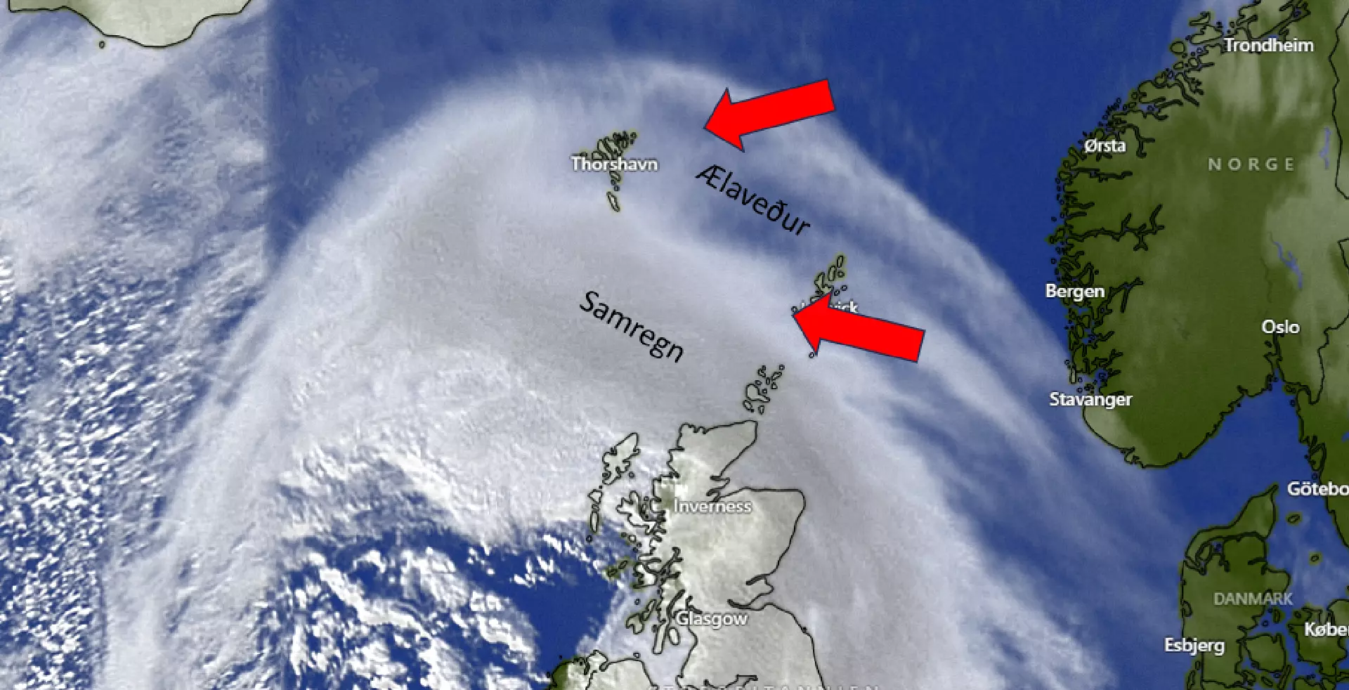 Fylgissveinamynd tikin klokkan 16.30 okkara tíð. Eitt samanrunnið brúgvalag við nógvum regni sæst millum Føroyar og Skotland. Tað regnar í Norðurskotlandi og í Orknoyggjum; í Hetlandi og í Føroyum er ælaveður. Reyðu pílarnir vísa vindin. Í Føroyum er ættin beint oman fyri eystan; í Hetlandi er ættin eitt sindur undir eystan.